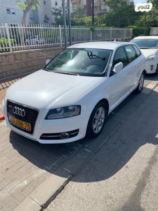 אאודי A3 Sportback אוט' 1.2 (105 כ''ס) בנזין 2011 למכירה בראשון לציון