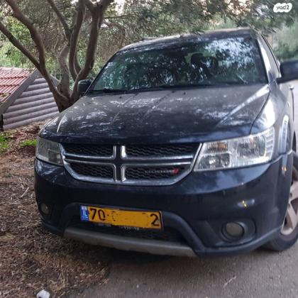 דודג' ג'רני SE אוט' 7 מק' 2.4 (168 כ"ס) בנזין 2014 למכירה באדמית