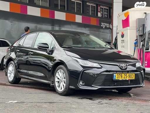 טויוטה קורולה Style אוט' סדאן 1.8 (132 כ"ס) בנזין 2023 למכירה בחולון