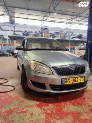 סקודה פאביה Ambiente ידני 1.4 (86 כ''ס) בנזין 2012 למכירה בתל אביב יפו