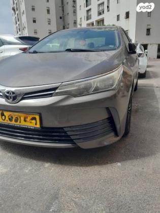 טויוטה קורולה Sun אוט' 1.6 (132 כ"ס) בנזין 2017 למכירה בבת ים