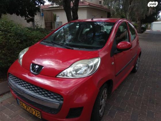 פיג'ו 107 Trendy אוט' 1.0 (70 כ''ס) בנזין 2012 למכירה בראש העין