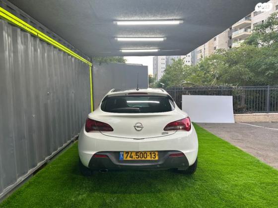 אופל אסטרה GTC Sport קופה אוט' 1.4 (140 כ"ס) בנזין 2013 למכירה בחיפה