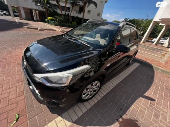 יונדאי i20 קרוס Cross Inspire אוט' 1.4 (100 כ"ס) בנזין 2016 למכירה בראשון לציון