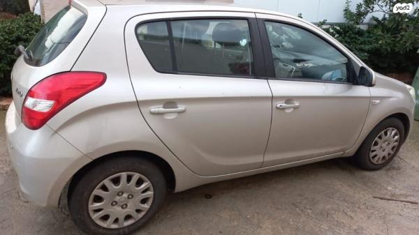 יונדאי i20 Inspire אוט' 1.4 (100 כ"ס) [2009-2015] בנזין 2012 למכירה בפורת