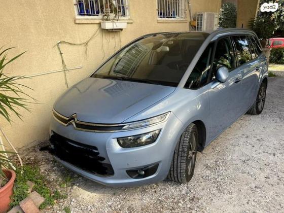 סיטרואן C4 פיקאסו Exclusive אוט' דיזל 7 מק' 2.0 (149 כ''ס) דיזל 2014 למכירה בפתח תקווה