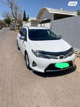 טויוטה אוריס הייבריד TS Sky סטיישן הייבריד אוט' 1.8 (99 כ"ס) בנזין 2015 למכירה בדימונה