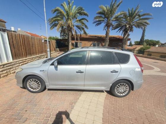 יונדאי i30 Inspire ידני 1.4 (109 כ''ס) בנזין 2011 למכירה בבאר שבע