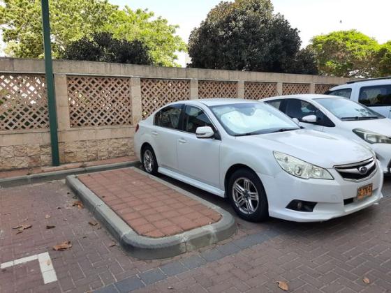 סובארו B4 4X4 R סדאן אוט' 2.0 (150 כ''ס) בנזין 2010 למכירה באשדוד