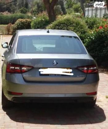 סקודה סופרב (עד 2019) Exclusive אוט' 1.8 (180 כ"ס) בנזין 2016 למכירה ברחובות
