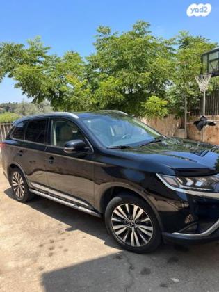 מיצובישי אאוטלנדר Premium אוט' 7 מק' 2.0 (150 כ''ס) בנזין 2021 למכירה בבן שמן