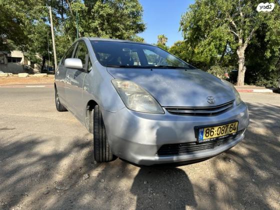 טויוטה פריוס GLI הייבריד אוט' 1.5 (76 כ"ס) בנזין 2008 למכירה בפתח תקווה