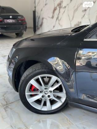 סקודה אוקטביה Exclusive אוט' 1.8 (180 כ''ס) בנזין 2017 למכירה בחדרה