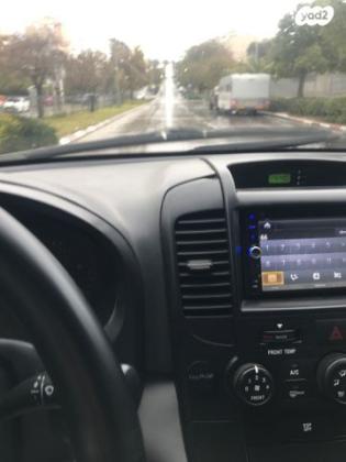 קיה קרניבל LX אוט' דיזל 7 מק' 2.9 (185 כ''ס) דיזל 2009 למכירה בערד