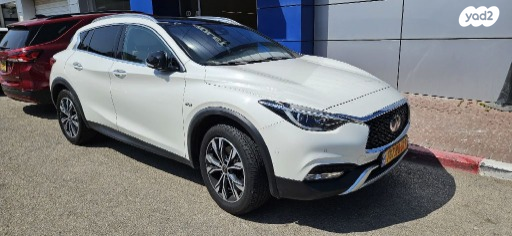 אינפיניטי QX30 Luxury Tech אוט' 2.0 (211 כ''ס) בנזין 2019 למכירה בפתח תקווה