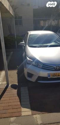 טויוטה קורולה Sun אוט' 1.6 (132 כ"ס) בנזין 2015 למכירה בנצרת