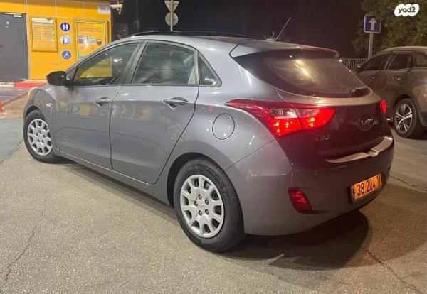 יונדאי i30 Inspire אוט' 1.6 (135 כ"ס) בנזין 2013 למכירה בפתח תקווה