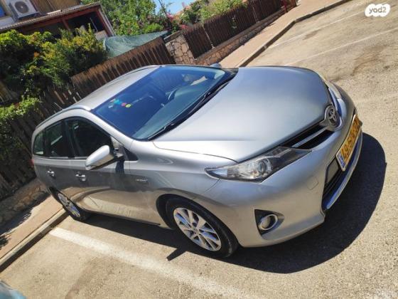 טויוטה אוריס הייבריד TS סטיישן הייבריד אוט' 1.8 (99 כ"ס) בנזין 2015 למכירה באריאל