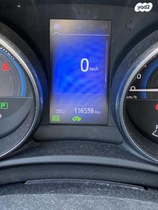 טויוטה אוריס הייבריד TSS הייבריד אוט' 1.8 (99 כ"ס) בנזין 2017 למכירה בנתניה