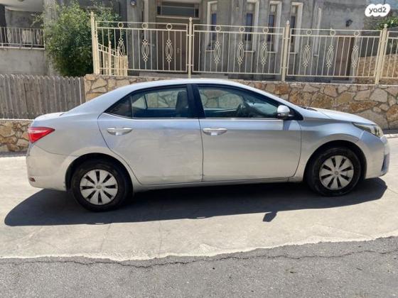 טויוטה קורולה Sun אוט' 1.6 (132 כ"ס) בנזין 2015 למכירה בנחף