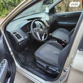 יונדאי i20 Inspire אוט' 1.4 (100 כ"ס) [2009-2015] בנזין 2011 למכירה בכפר הס