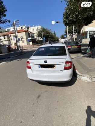 סקודה ראפיד Ambition אוט' 1.4 (122 כ"ס) בנזין 2014 למכירה בבת ים
