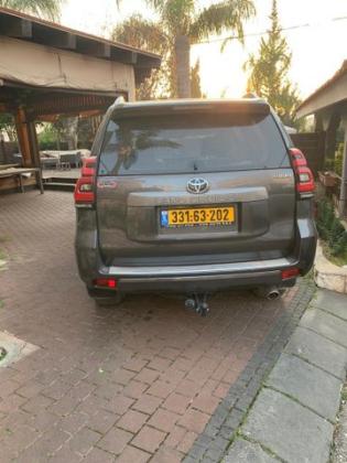 טויוטה לנד קרוזר ארוך Luxury 5 אוט' 5 מק' דיזל 5 דל' 2.8 (204 כ"ס) דיזל 2021 למכירה בערערה