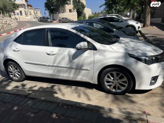 טויוטה קורולה GLI ידני 1.6 (132 כ''ס) בנזין 2013 למכירה בירושלים