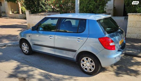 סקודה פאביה Ambiente אוט' 1.6 (105 כ''ס) בנזין 2010 למכירה במודיעין מכבים רעות