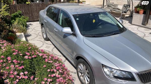 סקודה סופרב (עד 2019) Ambition אוט' 1.8 (160 כ''ס) בנזין 2014 למכירה בירושלים