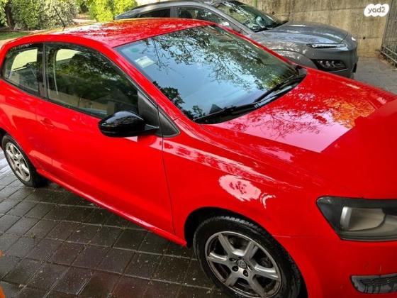 פולקסווגן פולו Young ידני 3 דל' 1.4 (85 כ''ס) בנזין 2012 למכירה בחרות