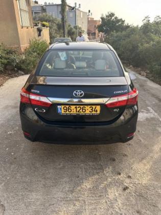 טויוטה קורולה GLI-FL אוט' 1.6 (132 כ''ס) [2013-2016] בנזין 2015 למכירה באום אל פחם