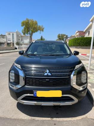 מיצובישי אאוטלנדר Instyle אוט' 7 מק' 2.5 (181 כ"ס) בנזין 2021 למכירה בנהריה