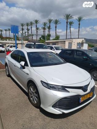 טויוטה קאמרי LE הייבריד אוט' 2.5 (178 כ''ס) בנזין 2020 למכירה בטבריה