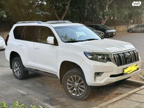 טויוטה לנד קרוזר ארוך 4X4 Limited אוט' דיזל 7 מק' 2.8 (177 כ"ס) דיזל 2018 למכירה בהוד השרון