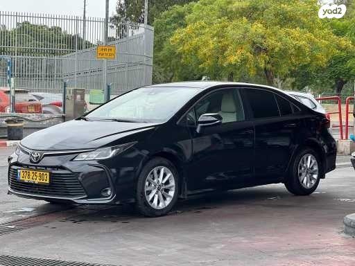 טויוטה קורולה Style אוט' סדאן 1.8 (132 כ"ס) בנזין 2023 למכירה בחולון