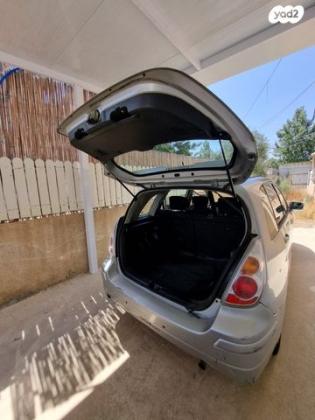 סוזוקי ליאנה GLX הצ'בק אוט' 1.6 (107 כ''ס) בנזין 2007 למכירה בבאר שבע