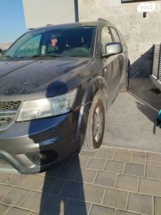 דודג' ג'רני SE אוט' 7 מק' 2.4 (168 כ"ס) בנזין 2012 למכירה בבני דקלים