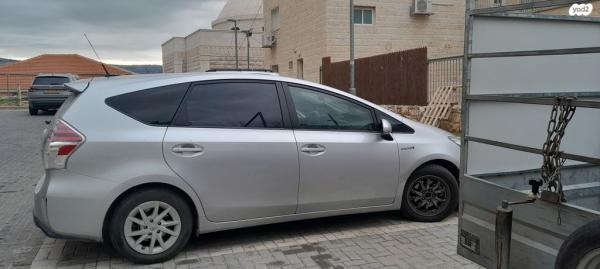 טויוטה פריוס פלוס הייבריד Regular אוט' 1.8 (99 כ"ס) בנזין 2018 למכירה בביתר עילית