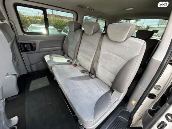 יונדאי H1 I800 מיניבוס אוט' דיזל 8 מק' 2.5 (170 כ''ס) דיזל 2014 למכירה בעפולה