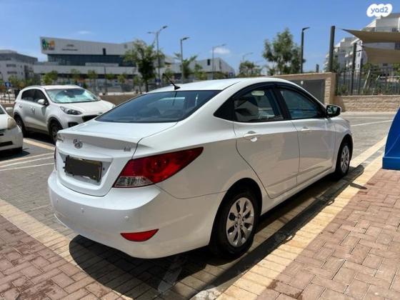 יונדאי i25 Inspire אוט' 1.6 (124 כ"ס) בנזין 2017 למכירה בחריש