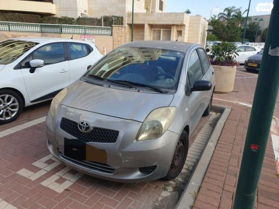 טויוטה יאריס STD ידני 1.3 (87 כ"ס) [2006-2008] בנזין 2008 למכירה ברעננה