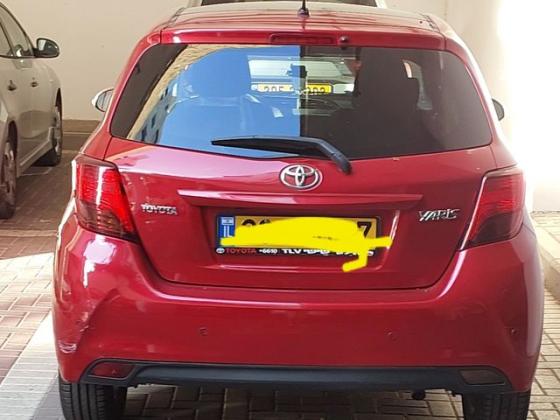 טויוטה יאריס Sky אוט' 1.3 (99 כ"ס) בנזין 2016 למכירה בכפר סבא