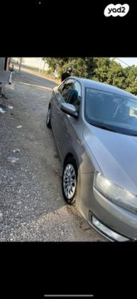 סקודה ראפיד Ambition אוט' 1.4 (122 כ"ס) בנזין 2013 למכירה ברמלה