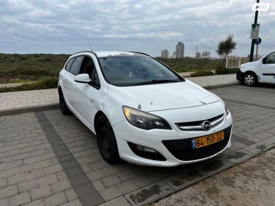 אופל אסטרה Enjoy סטיישן אוט' 1.4 (140 כ"ס) בנזין 2014 למכירה בנתניה