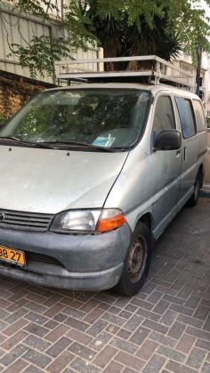 טויוטה הייאס קצר STD אוט' דיזל 2.4 (90 כ''ס) דיזל 1999 למכירה ברחובות