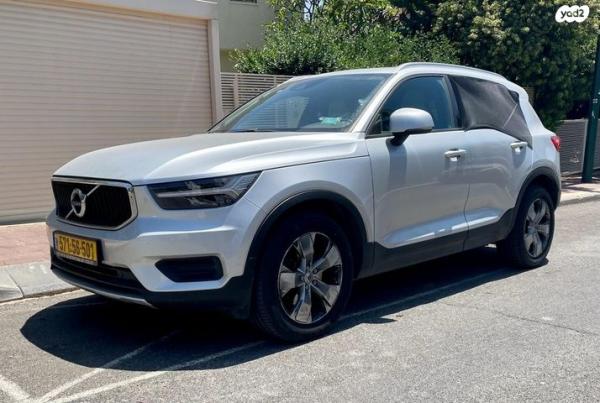 וולוו XC40 T4 Momentum אוט' 2.0 (190 כ''ס) בנזין 2018 למכירה בקרית אונו
