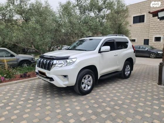 טויוטה לנד קרוזר קצר 4X4 Luxury SWB אוט' 3 דלתות דיזל 2.8 (204 כ''ס) דיזל 2022 למכירה באכסאל