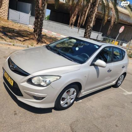 יונדאי i30 Inspire אוט' 1.6 (126 כ''ס) בנזין 2010 למכירה ברחובות