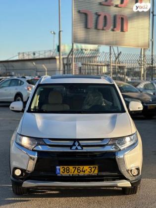מיצובישי אאוטלנדר Instyle אוט' 7 מק' 2.0 (150 כ"ס) בנזין 2016 למכירה בעפולה